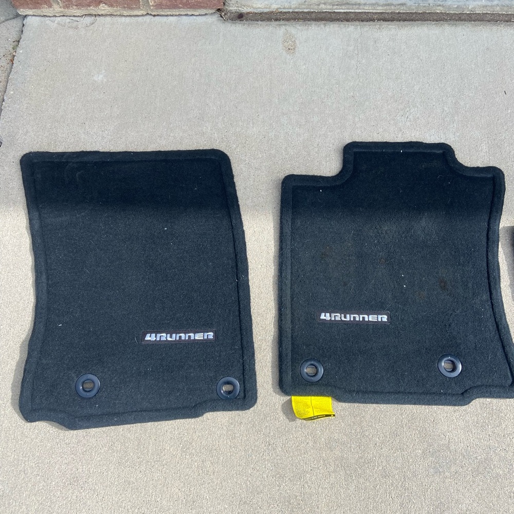 Toyota 2019 4Runner Black Floor Mats